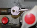 Key in key cutting machine